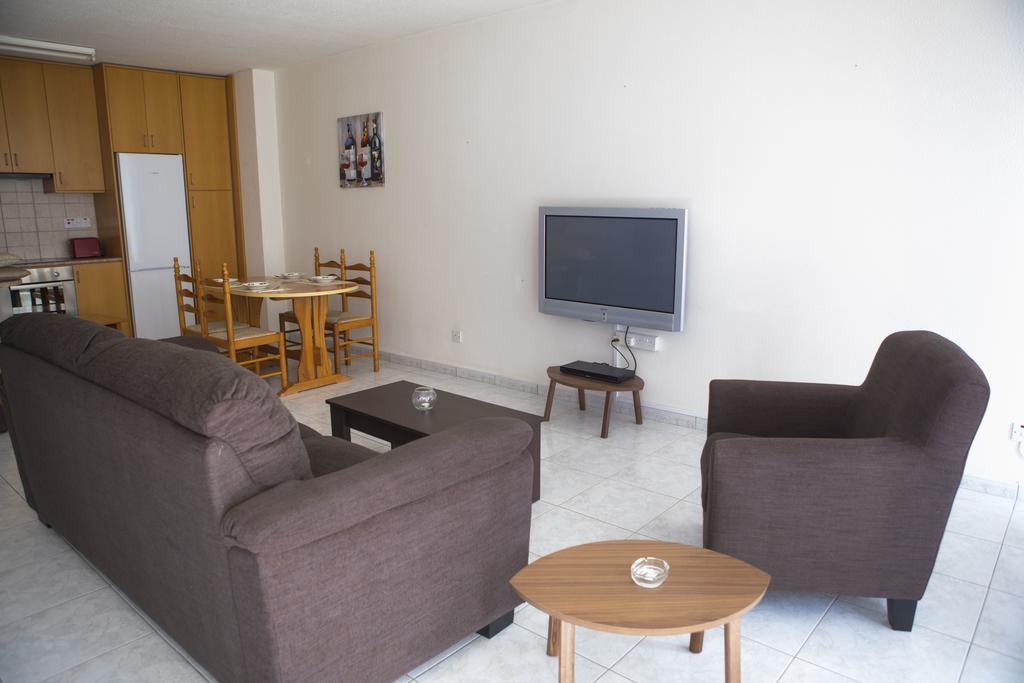 Ambelones Apartments Pissouri Exterior photo