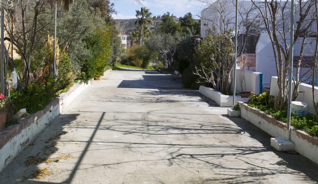 Ambelones Apartments Pissouri Exterior photo