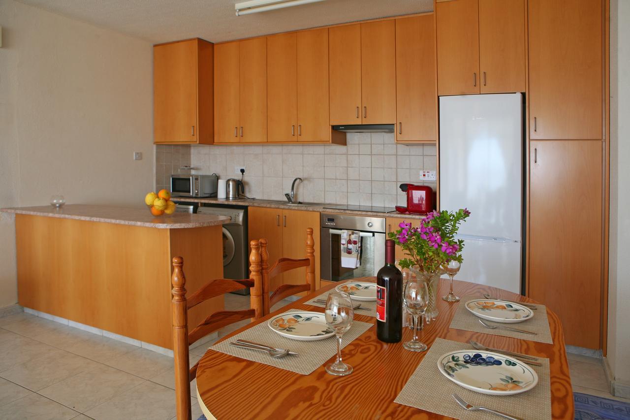 Ambelones Apartments Pissouri Exterior photo