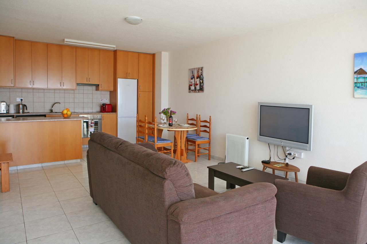 Ambelones Apartments Pissouri Exterior photo