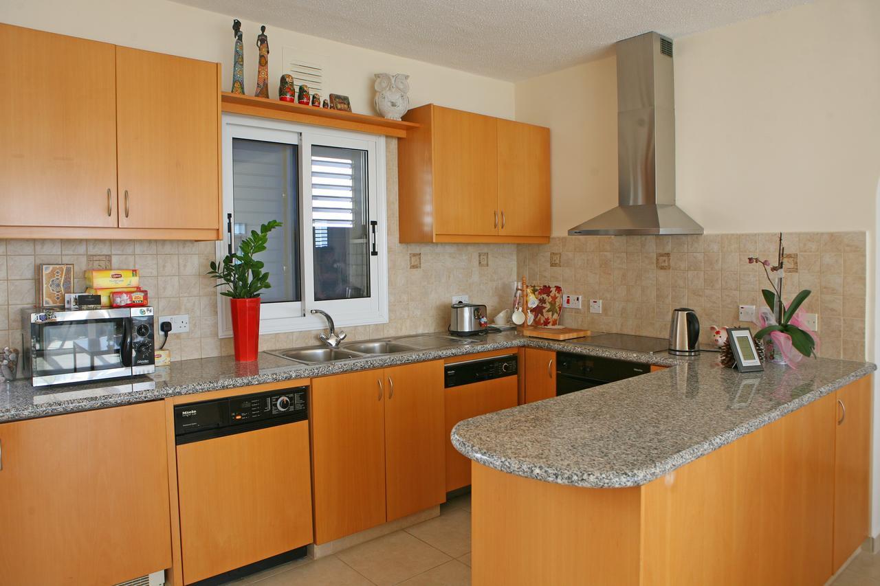 Ambelones Apartments Pissouri Exterior photo